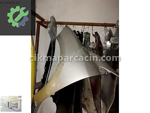 Renault Megane Çamurluk çıkma parça