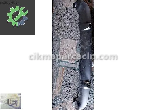 Renault Megane Arka Difüzör çıkma parça