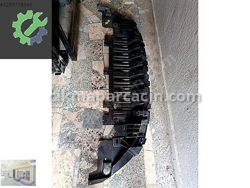 Renault Megane Alt Muhafaza 622350007R çıkma parça