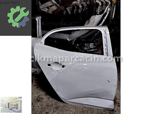 Renault Megane Sağ Arka Kapı 821003398R çıkma parça