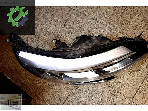 MEGANE 4 JOY 2022 SAĞ FAR ORJİNAL ÇIKMA 260102357r