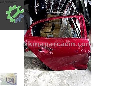 Renault Megane Sağ Arka Kapı çıkma parça