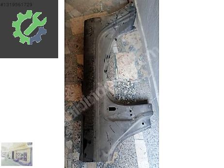 Renault Megane Marşpiyel Sacı çıkma parça