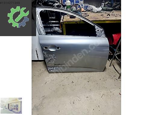 MEGANE 4 SAĞ ÖN KAPI ORJİNAL ÇIKMA