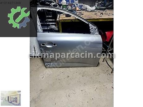 Renault Megane Kapı Menteşesi çıkma parça