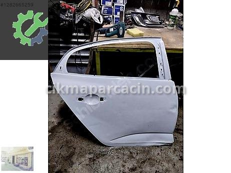 Renault Megane Sağ Arka Kapı çıkma parça