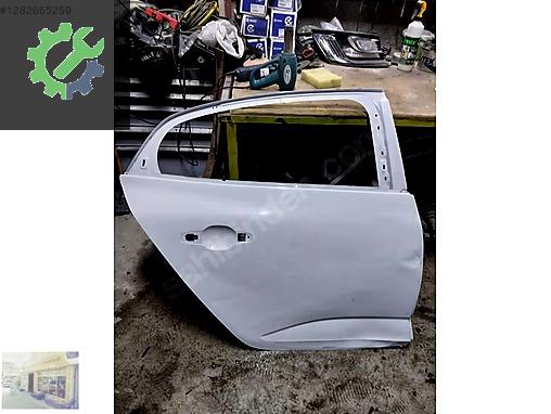 MEGANE 4 SEDAN SAĞ ARKA KAPI ORJİNAL ÇIKMA