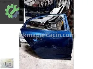 MEGANE 4 SEDAN SAĞ ARKA KAPI ORJİNAL ÇIKMA 821002253R