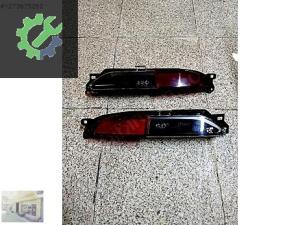 MEGANE E TECH ARKA TAMPON REFLEKTÖR TAKIMI 265802052R 265401849R