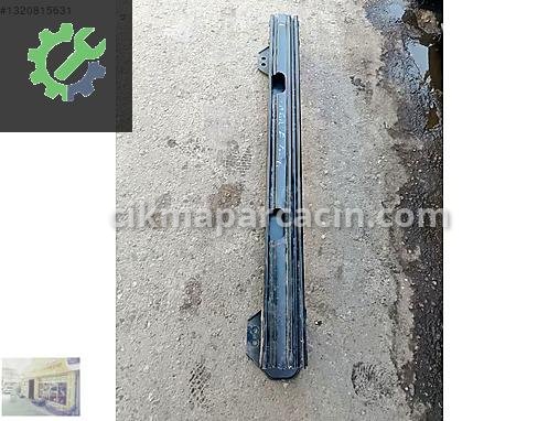 Renault Megane E-Tech Tampon Demiri 756102066R çıkma parça