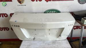 Mercedes 204 Kasa Bagaj Kapağı