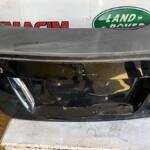 MERCEDES C SERİSİ 204 KASA SİYAH BAGAJ KAPAĞI