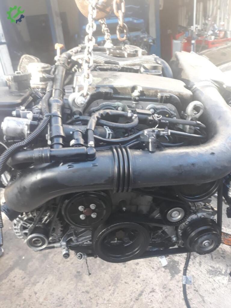 Mercedes-Benz C200 Turbo çıkma parça
