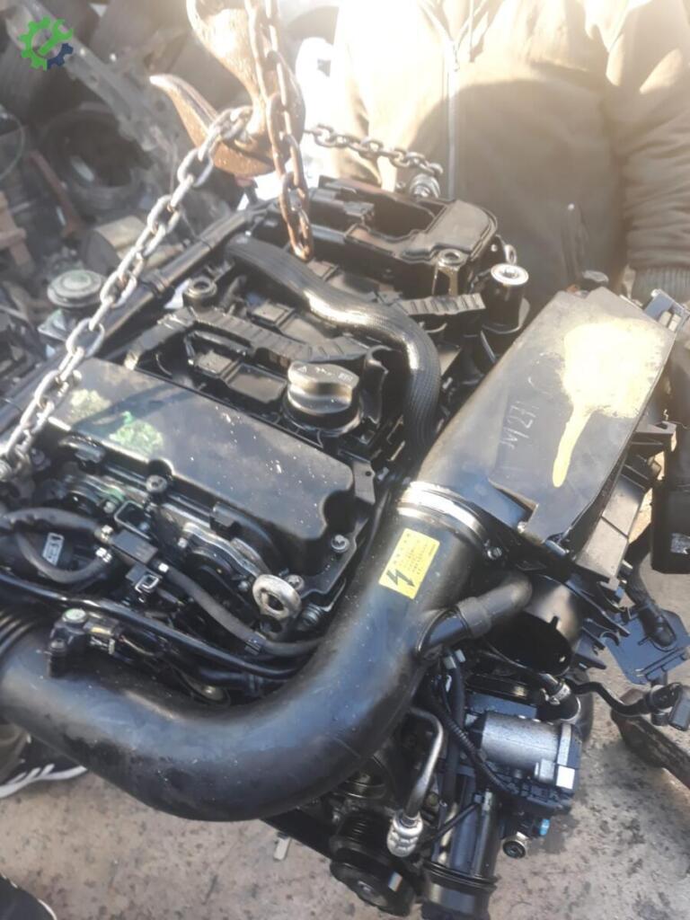 Mercedes-Benz C200 Turbo çıkma parça