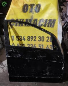 Mercedes-Benz B Serisi W245 Sağ Ön kapı