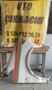 Mercedes-Benz W639 Vito Sağ Ön Çamurluk