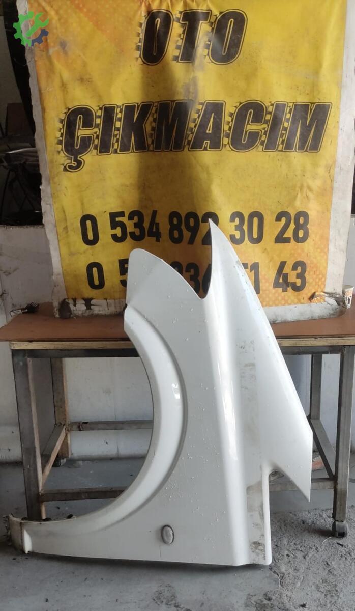 Mercedes-Benz Vito Sol Ön Çamurluk çıkma parça