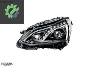 MERCEDES-BENZ E SERİSİ W212 2013- ÖN FAR LED SOL ORJİNAL SIFIR