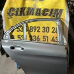 MERCEDES C SERİSİ W205 SAĞ ARKA KAPI