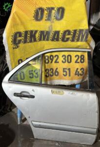 Mercedes E Serisi W210 Sağ Arka Kapı dolu