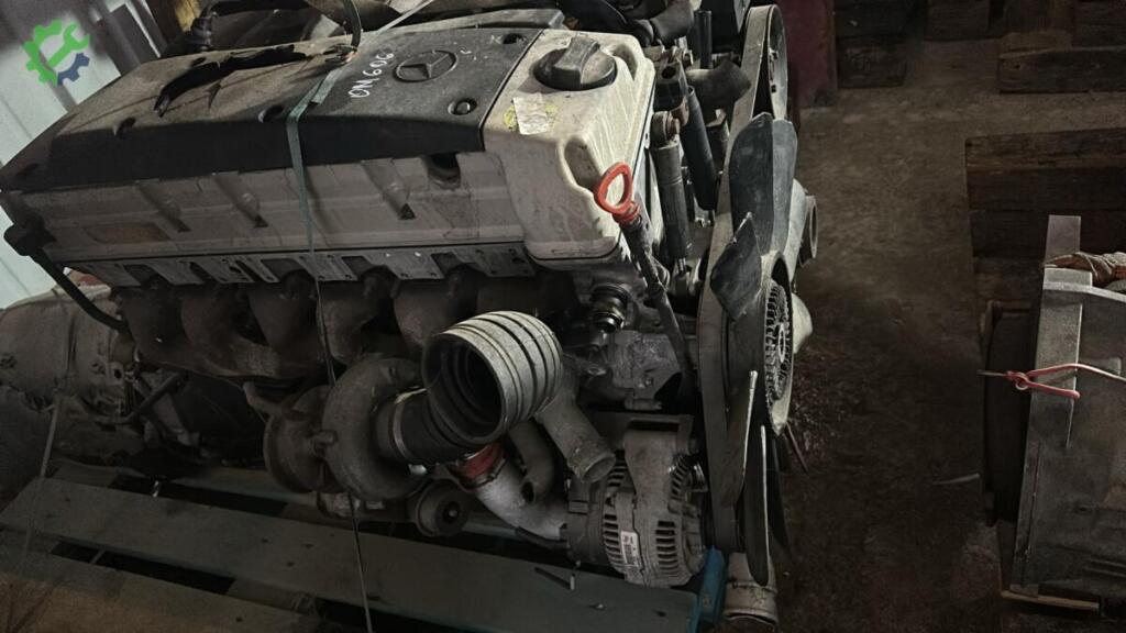 Mercedes-Benz E Serisi çıkma parça