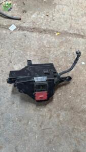 MERCEDES W205 MOTOR SİGORTA KUTUSU A2055401950