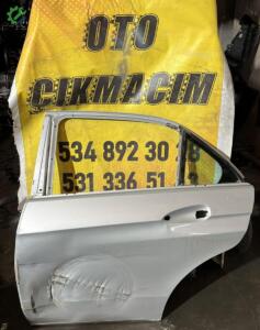 Mercedes W212 E Serisi Sol Arka Kapı