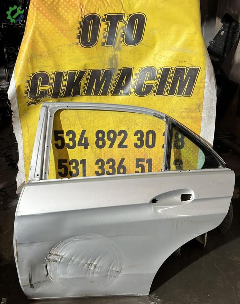 Mercedes-Benz E Serisi Sol Arka Kapı çıkma parça