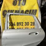 MERCEDES W246 B SERİSİ SOL ARKA KAPI