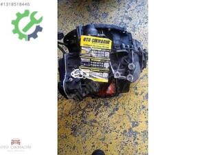 MERCEDES 176 A180 CDİ OTOMATİK ŞANZIMAN 2463707202 724020