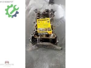 MERCEDES 274 MOTOR 1.6 LTR SİLİNDİR KAPAĞI 2740161