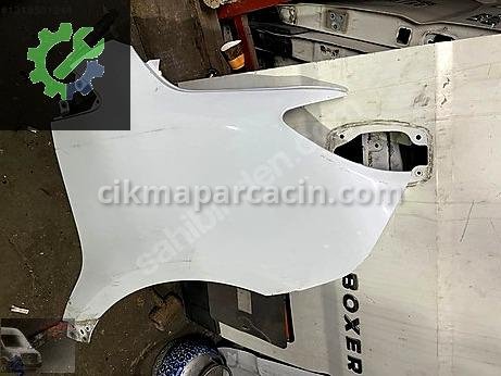 Mercedes-Benz Sprinter Çamurluk (Ön) çıkma parça