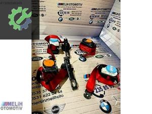 MERCEDES CLA 180 ÇIKMA EMNİYET KEMERİ TAKIM (2. Adet)