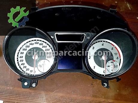 Mercedes-Benz CLA Gösterge çıkma parça