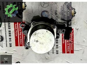 MERCEDES C SERİSİ W205 VAKUM POMPASI - 146503760R