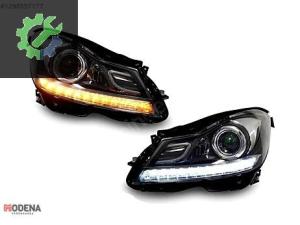 MERCEDES C W204 2011- ÖN FAR SET (HALOJENİ XENONA ÇEVİRME) SIFIR