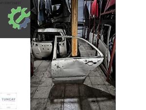 MERCEDES E SERİSİ W210 SOL ARKA KAPI ÇIKMA ORİJİNAL PARÇA