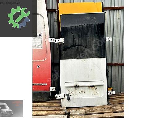 MERCEDES SPRİNTER 313 BAGAJ KAPAĞI