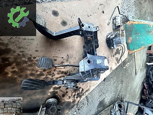 MERCEDES SPRİNTER 315 W906 PEDAL TAKIMI