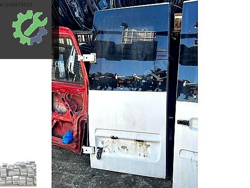 MERCEDES SPRİNTER ALÇAK TAVAN SOL BAGAJ KAPAGI