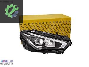 MERCEDES W118 SAĞ FAR SIFIR A1189064000 A1189062600