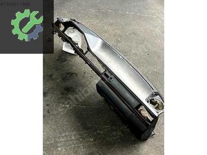 MERCEDES W124 ORJ ÇIKMA SİYAH TORPİDO GÖĞÜS 2.SERİ
