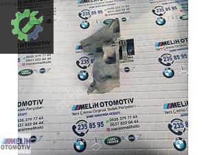 MERCEDES W176 ÇIKMA KLİMA GERİ KÜTÜĞÜ BRAKETİ A607201009