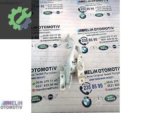 MERCEDES W176 SAĞ KAPUT MENTEŞESİ A1768800428