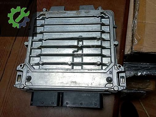MERCEDES W204 C180 MOTOR BEYNİ A 274 900 07 00