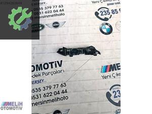 MERCEDES W205 SAĞ TAMPON BRAKETİ A2058850921 (2. Adet)