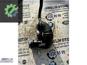 MERCEDES W205 W212 ÇIKMA TEMİZ HAVA BORUSU A6510900337