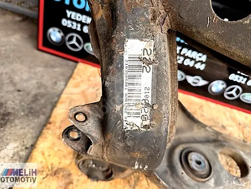 Mercedes-Benz 200 Panel / Travers A2103506201 çıkma parça