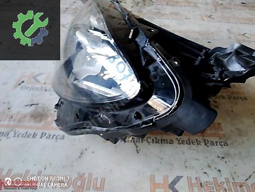 Mercedes-Benz EQA Sol Ön Far çıkma parça