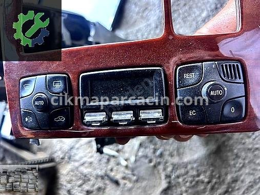 Mercedes-Benz SL Kalorifer Kontrol Paneli 2208300185 çıkma parça